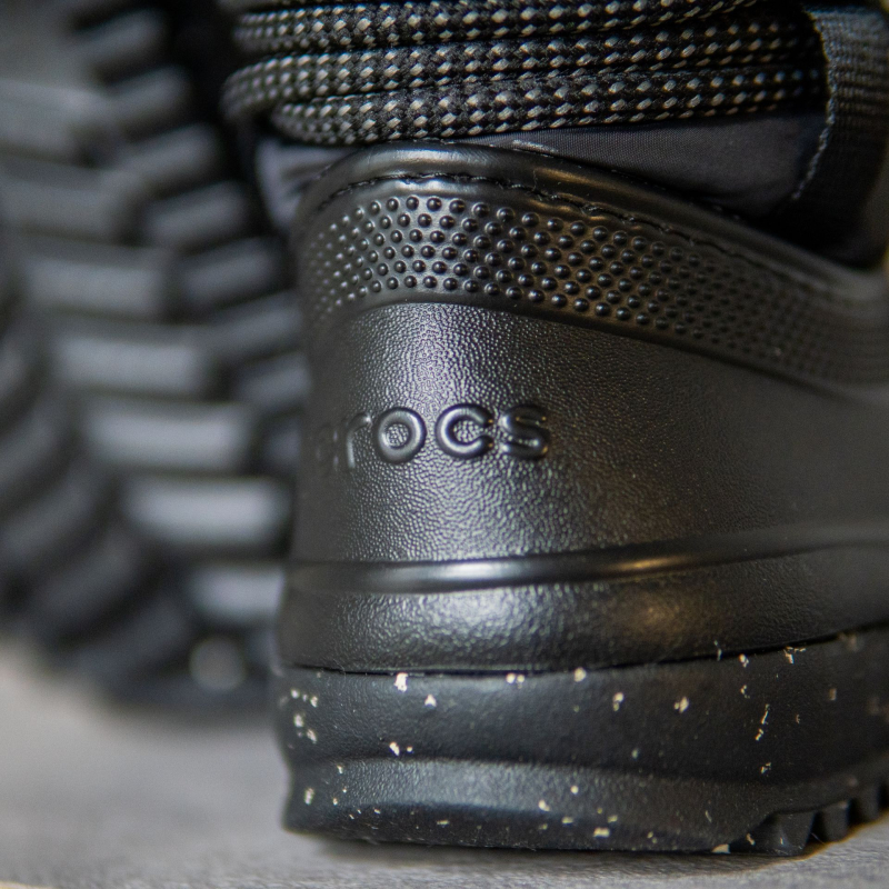 Ботинки Crocs™ Classic Neo Puff Luxe Boot Women's Black