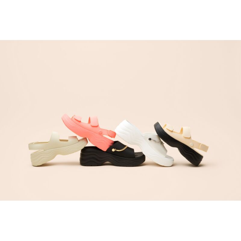 Crocs™ Skyline Chain Slide White