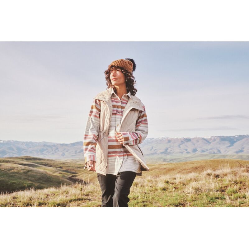 Columbia Boundless Days Cable Knit Pom Beanie Camel Brown