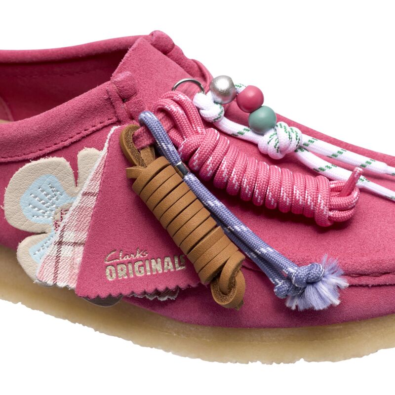 Clarks Wallabee Shoes Women's Pink Interest