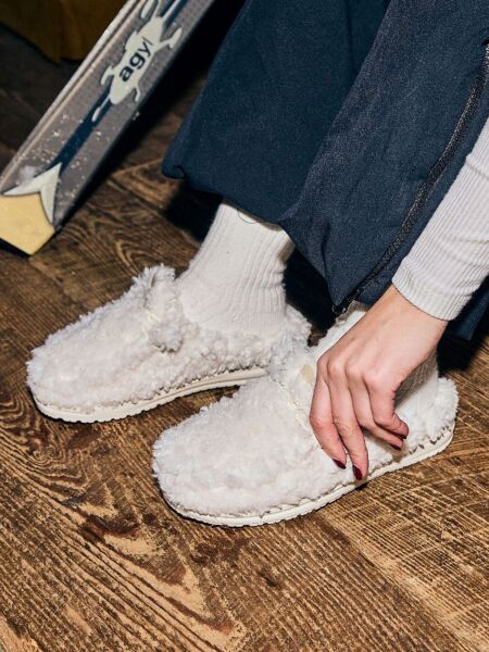 HEYDUDE Wendy Slipper Women's Egret